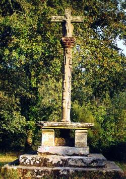 Cruceiro en Quintillán